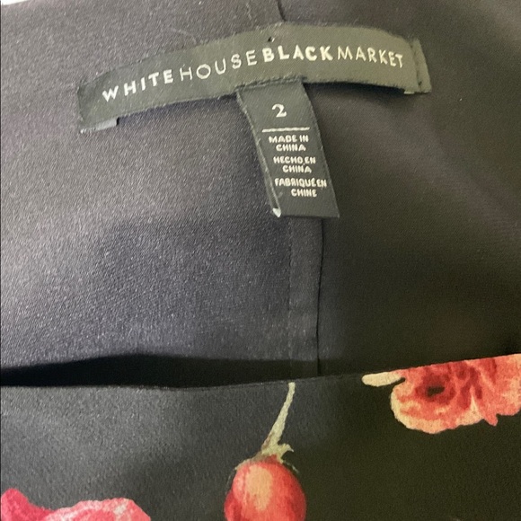 White House Black Market Woman's Tunic Size 2 Black Floral Lace Design - Picture 4 of 6